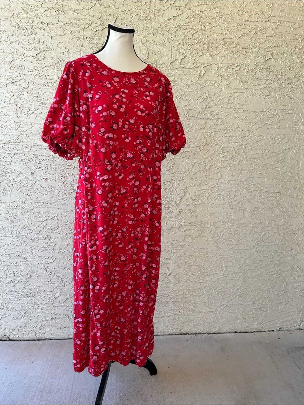 Old Navy Red Floral Puff-Sleeve Maxi Dress